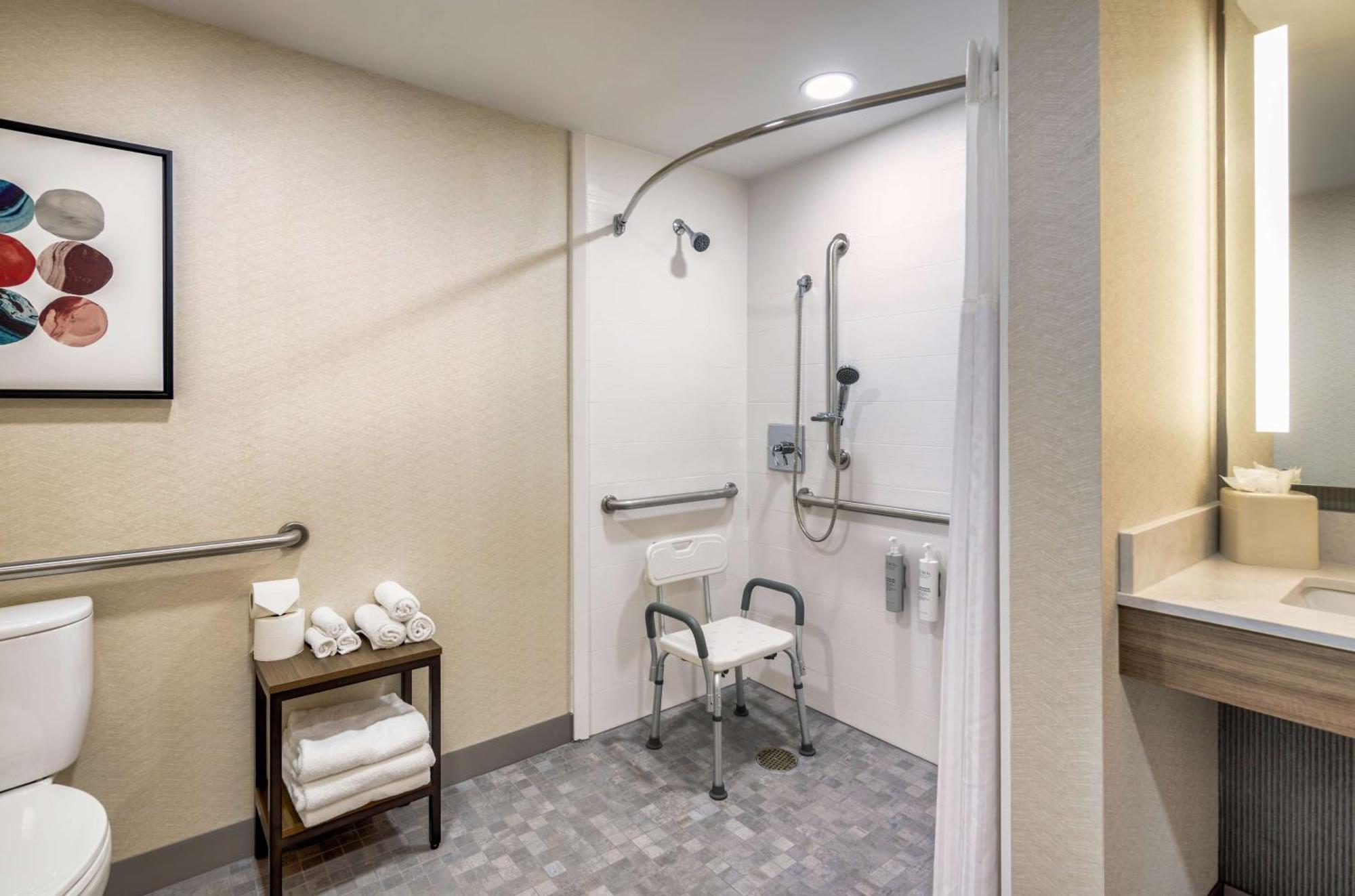 Hilton Garden Inn Оукбрук Теръс Екстериор снимка