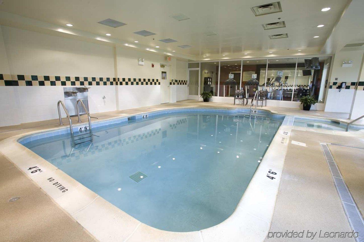 Hilton Garden Inn Оукбрук Теръс Съоръжения снимка